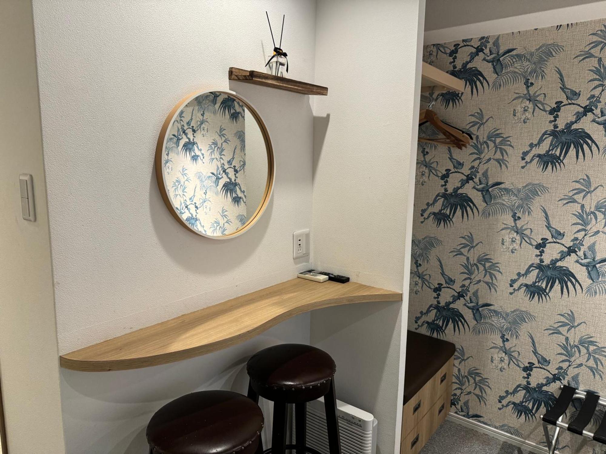 Good Location, Convenient Transportation Nipponbashi Station 4 Minutes Dotonbori 6 Minutes Kuromon Market 8 Minutes Double Bed O10 Apartemen Osaka