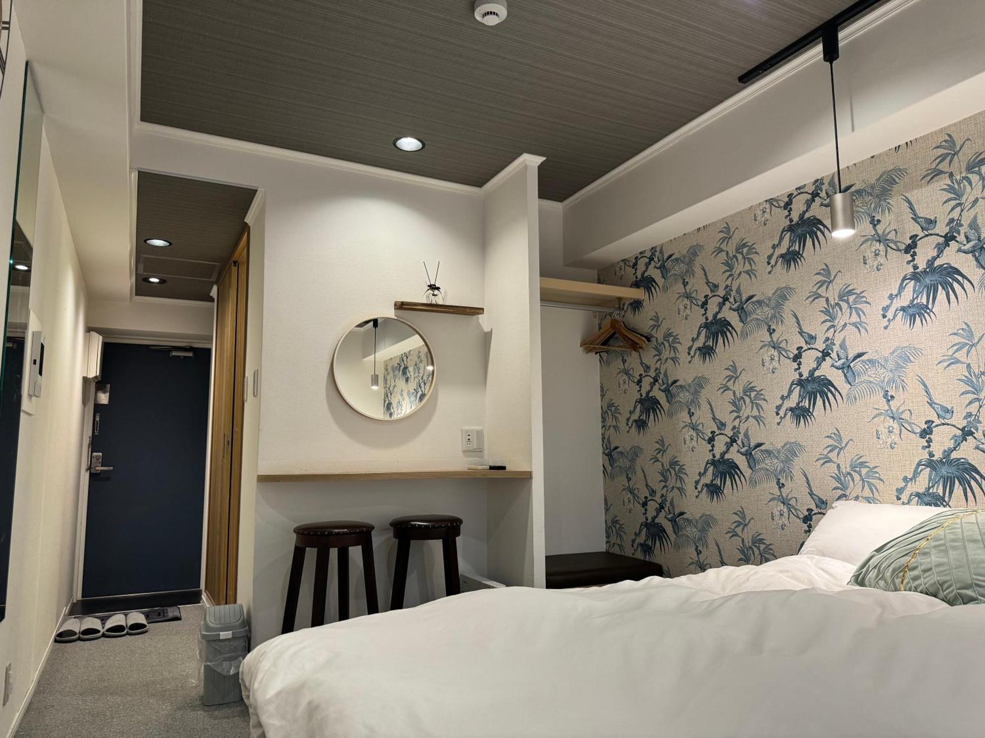 Good Location, Convenient Transportation Nipponbashi Station 4 Minutes Dotonbori 6 Minutes Kuromon Market 8 Minutes Double Bed O10 Apartemen Osaka